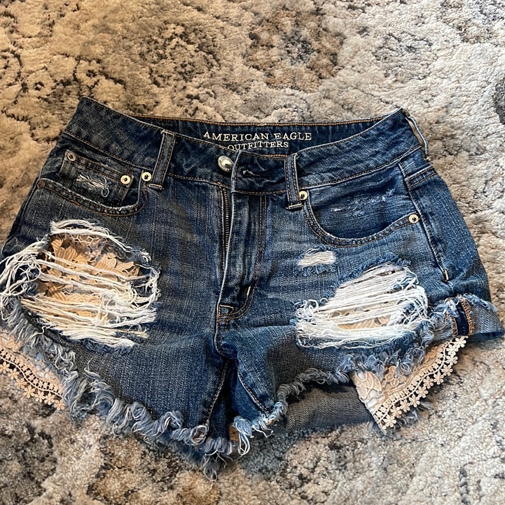 hi-rise american eagle shorts